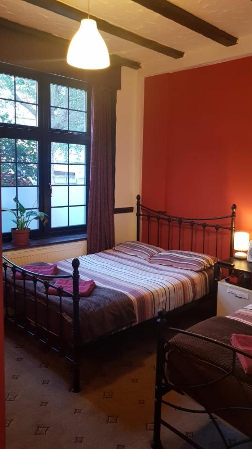 Hour Glass Hotel Лондон Экстерьер фото